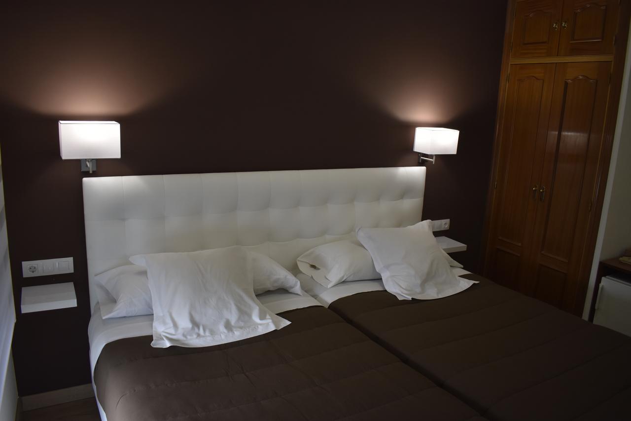 Hotel El Rocio 3*